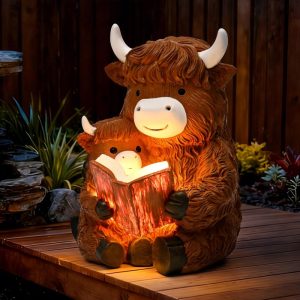 GIGALUMI Solar Highland Cow Decor